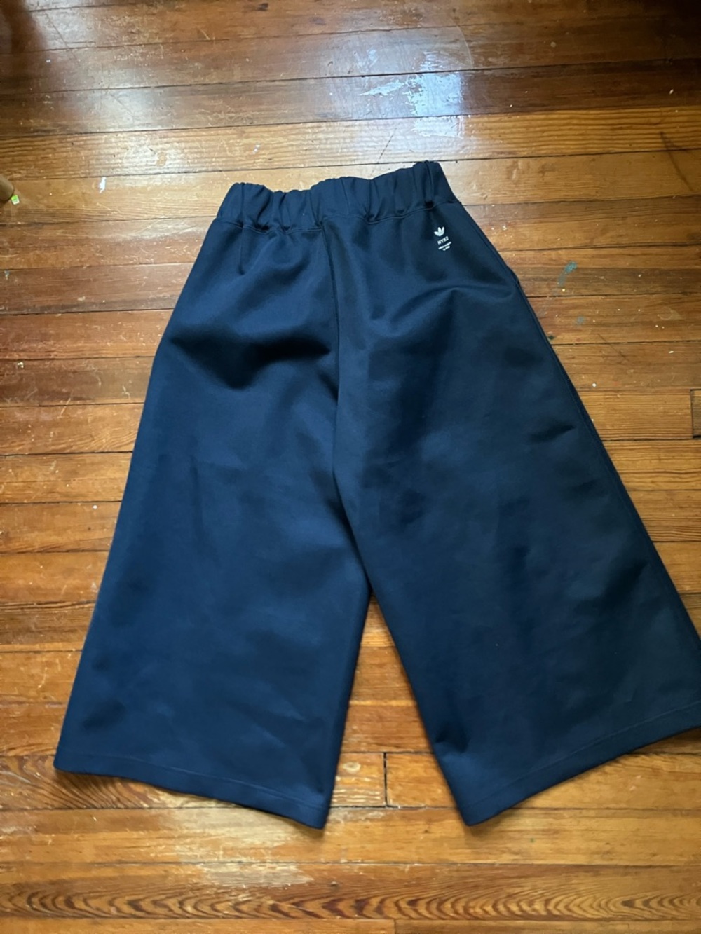 ADIDAS Originals By Hyke Tokyo Wide Leg Culotte Active Pants - Picture 9 of 10